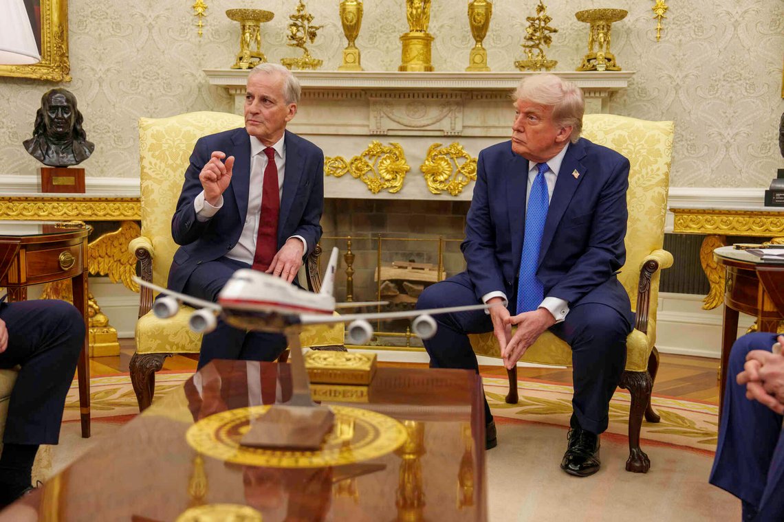 Statsminister Jonas Gahr Støre, finansminster Jens Stoltenberg og USA-ambassadør Anniken Huitfeldt besøkte USAs president Donald Trump i Det hvite hus i april 2025. Foto: Cornelius Poppe / NTB Statsminister Jonas Gahr Støre, finansminster Jens Stoltenberg og USA-ambassadør Anniken Huitfeldt besøkte USAs president Donald Trump i Det hvite hus i april 2025. Foto: Cornelius Poppe / NTB