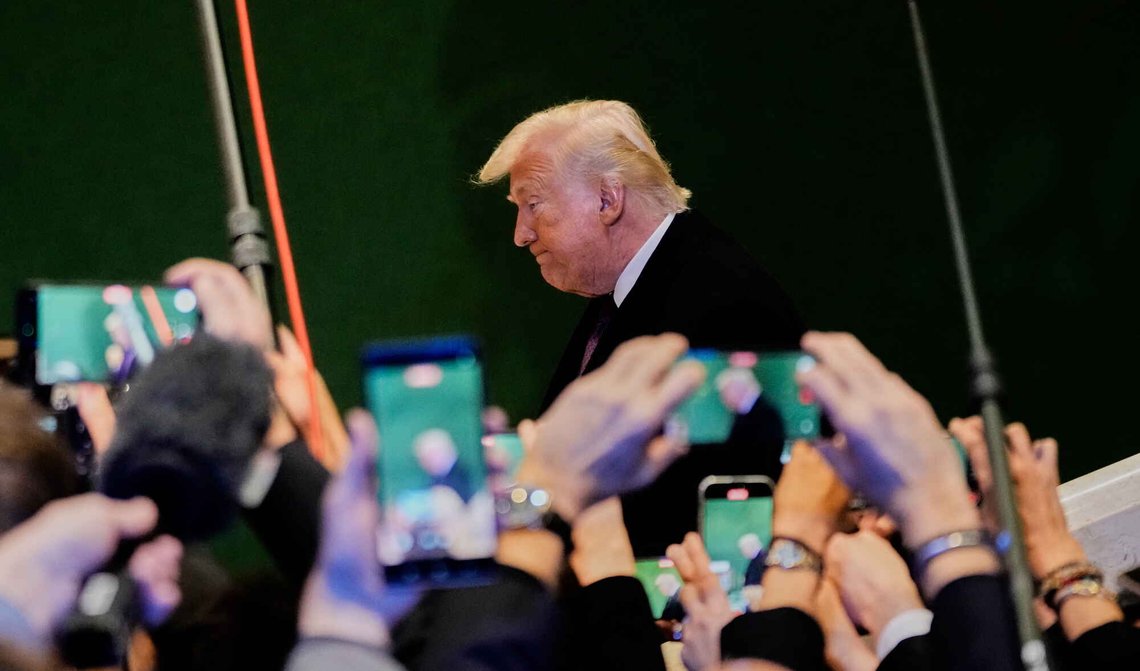 USAs president Donald Trump snakker med medier under World Economic Forum i Davos den 22. januar 2026. Foto: Markus Schreiber / AP / NTB. USAs president Donald Trump snakker med medier under World Economic Forum i Davos den 22. januar 2026. Foto: Markus Schreiber / AP / NTB.