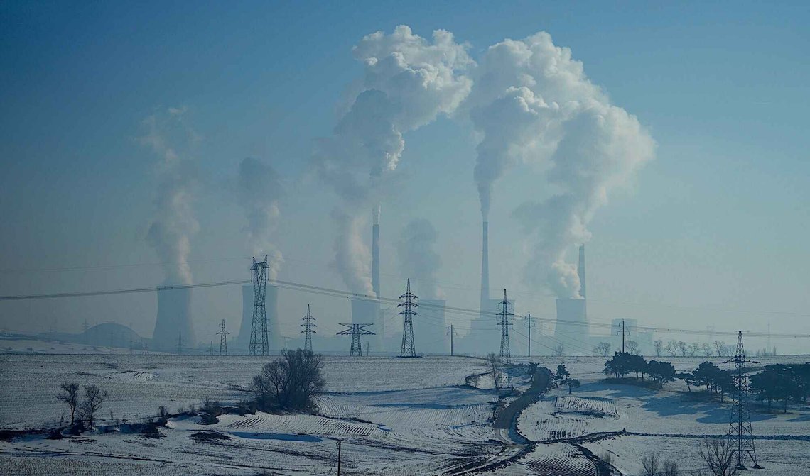 Klimaaktivister fortsetter å påstå at verdens kullbruk er på vei ned på grunn av satsingen på ikke-fornybare solpaneler og vindturbiner. Nye undersøkelser og rapporter viser at dette er rent selvbedrag: Bruken av kull som energikilde øker i takt med utbyggingen av "fornybart", både som hovedenergikilde, backupkraft og industriell ressurs. Klimaaktivister fortsetter å påstå at verdens kullbruk er på vei ned på grunn av satsingen på ikke-fornybare solpaneler og vindturbiner. Nye undersøkelser og rapporter viser at dette er rent selvbedrag: Bruken av kull som energikilde øker i takt med utbyggingen av "fornybart", både som hovedenergikilde, backupkraft og industriell ressurs.