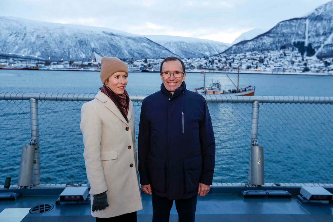 Tromsø 20260203.
Norges utenriksminister Espen Barth Eide (Ap) og EUs utenrikssjef Kaja Kallas på besøk på kystvaktskipet KV Bjørnøya, i Tromsø.
Foto: Rune Stoltz Bertinussen / NTB Tromsø 20260203.
Norges utenriksminister Espen Barth Eide (Ap) og EUs utenrikssjef Kaja Kallas på besøk på kystvaktskipet KV Bjørnøya, i Tromsø.
Foto: Rune Stoltz Bertinussen / NTB