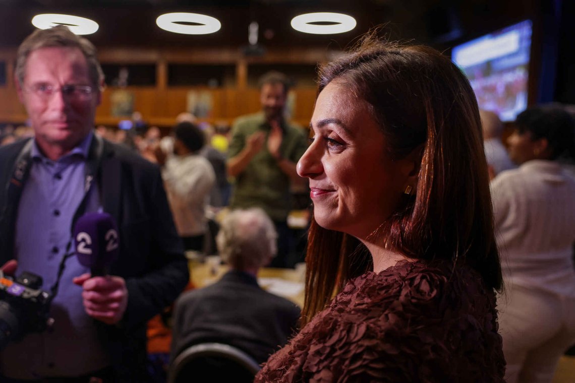 Oslo 20241126.
Hadia Tajik under Oslo Arbeiderpartis nominasjonsmøtet i Samfunnssalen i Oslo Arbeidersamfunn tirsdag ettermiddag.
Foto: Jonas Been Henriksen / NTB Oslo 20241126.
Hadia Tajik under Oslo Arbeiderpartis nominasjonsmøtet i Samfunnssalen i Oslo Arbeidersamfunn tirsdag ettermiddag.
Foto: Jonas Been Henriksen / NTB