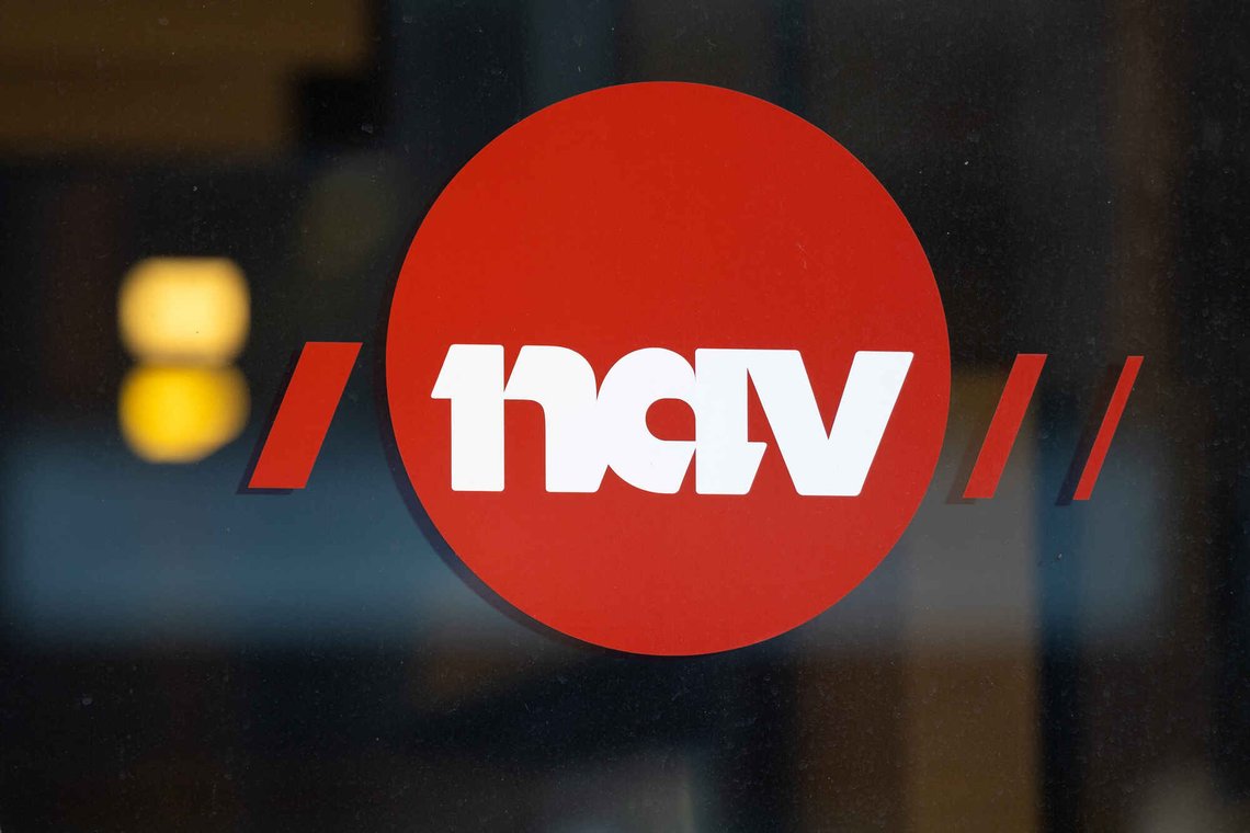 Den såkalte trygdeskandalen ble offentlig kjent i oktober 2019. Da kom det fram at Nav har feiltolket EUs trygdeforordning fra 2012, som gir rett til å ta med seg sykepenger, arbeidsavklaringspenger (AAP) og pleiepenger til andre EØS-land. Foto: Amanda Pedersen Giske / NTB Den såkalte trygdeskandalen ble offentlig kjent i oktober 2019. Da kom det fram at Nav har feiltolket EUs trygdeforordning fra 2012, som gir rett til å ta med seg sykepenger, arbeidsavklaringspenger (AAP) og pleiepenger til andre EØS-land. Foto: Amanda Pedersen Giske / NTB