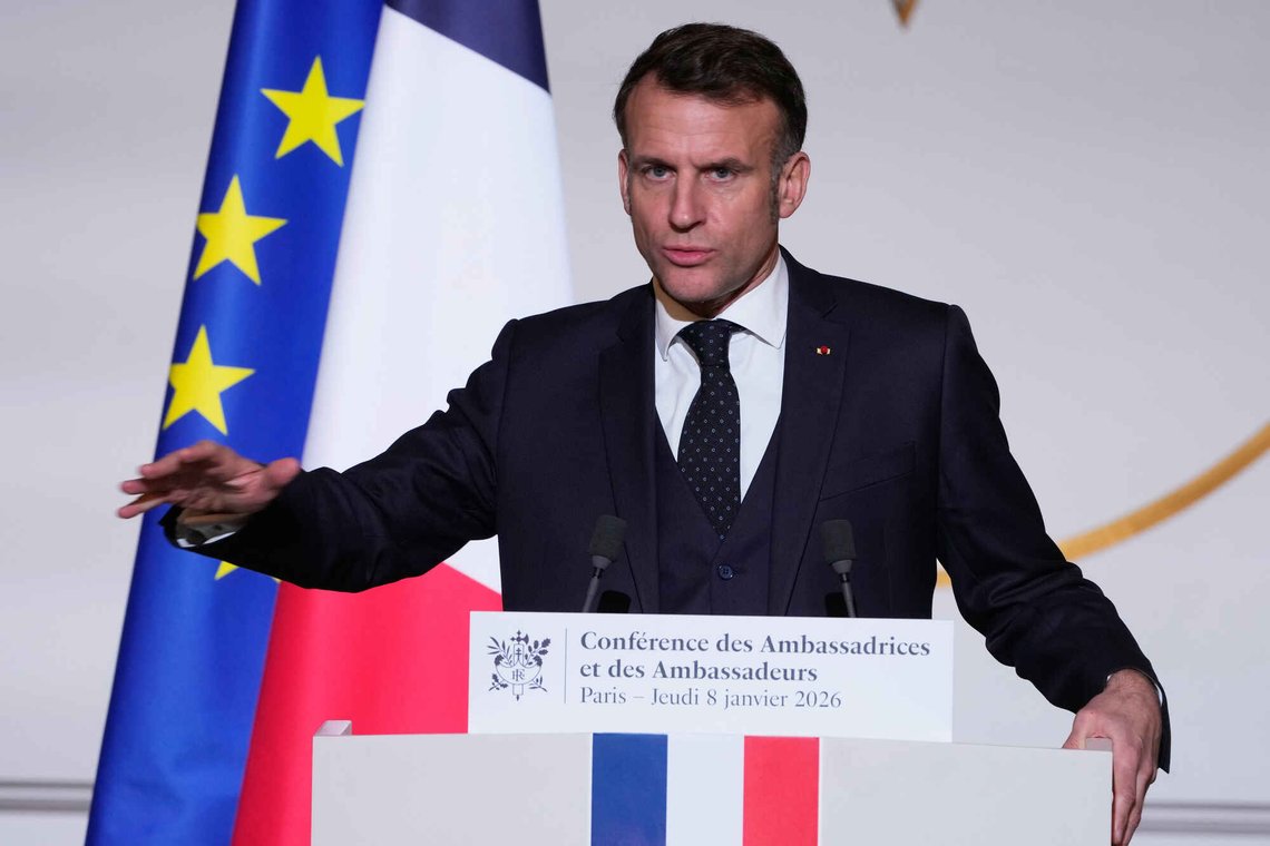 Frankrikes president Emmanuel Macron mener EU og Europa må stålsette seg for flere konfrontasjoner med USA og styrke økonomien for å kunne hevde seg bedre overfor USA og Kina. Arkivfoto: Michel Euler / AP / NTB Frankrikes president Emmanuel Macron mener EU og Europa må stålsette seg for flere konfrontasjoner med USA og styrke økonomien for å kunne hevde seg bedre overfor USA og Kina. Arkivfoto: Michel Euler / AP / NTB