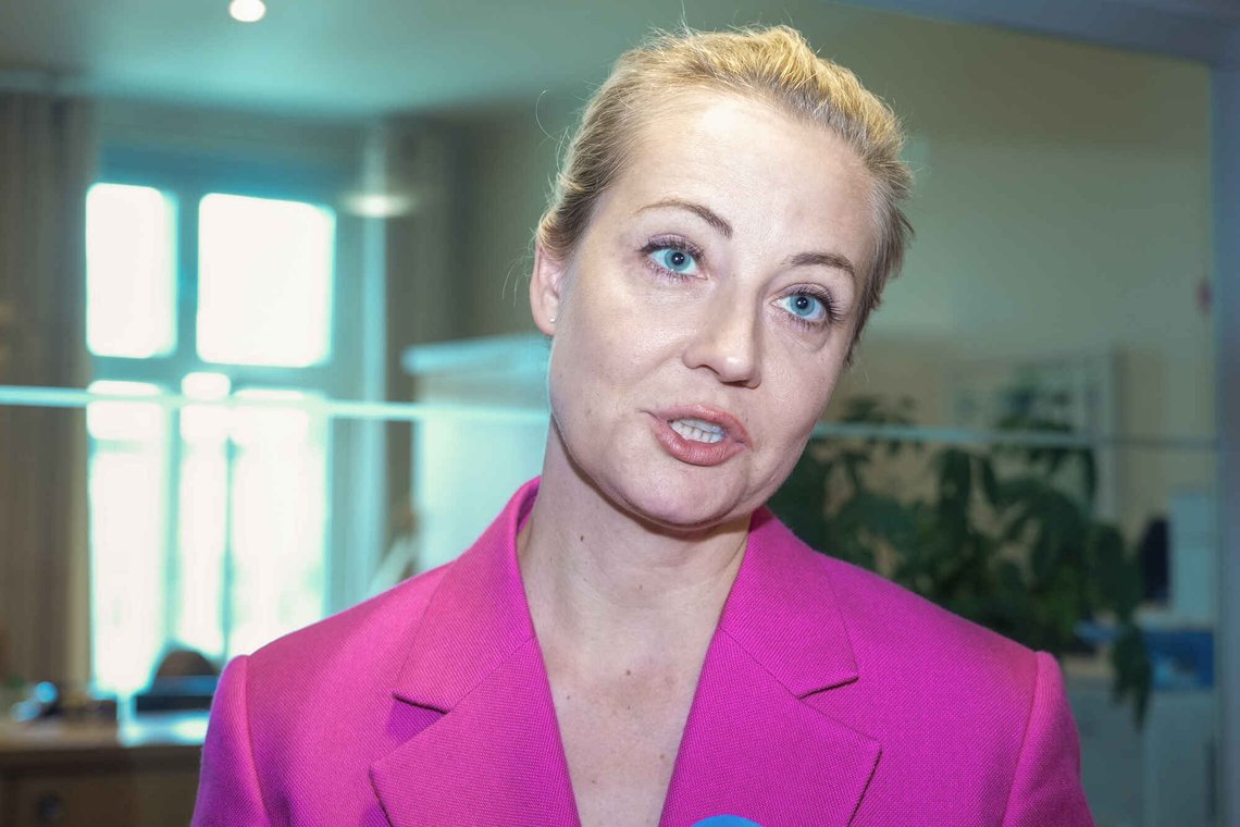 Oslo 20240603.
Julija Navalnaja møter utenriksminister Espen Barth Eide mandag ettermiddag. Navalnaja er enken etter Aleksej Navalnyj som døde i russisk fangenskap 24. februar 2024.
Foto: Terje Pedersen / NTB Oslo 20240603.
Julija Navalnaja møter utenriksminister Espen Barth Eide mandag ettermiddag. Navalnaja er enken etter Aleksej Navalnyj som døde i russisk fangenskap 24. februar 2024.
Foto: Terje Pedersen / NTB
