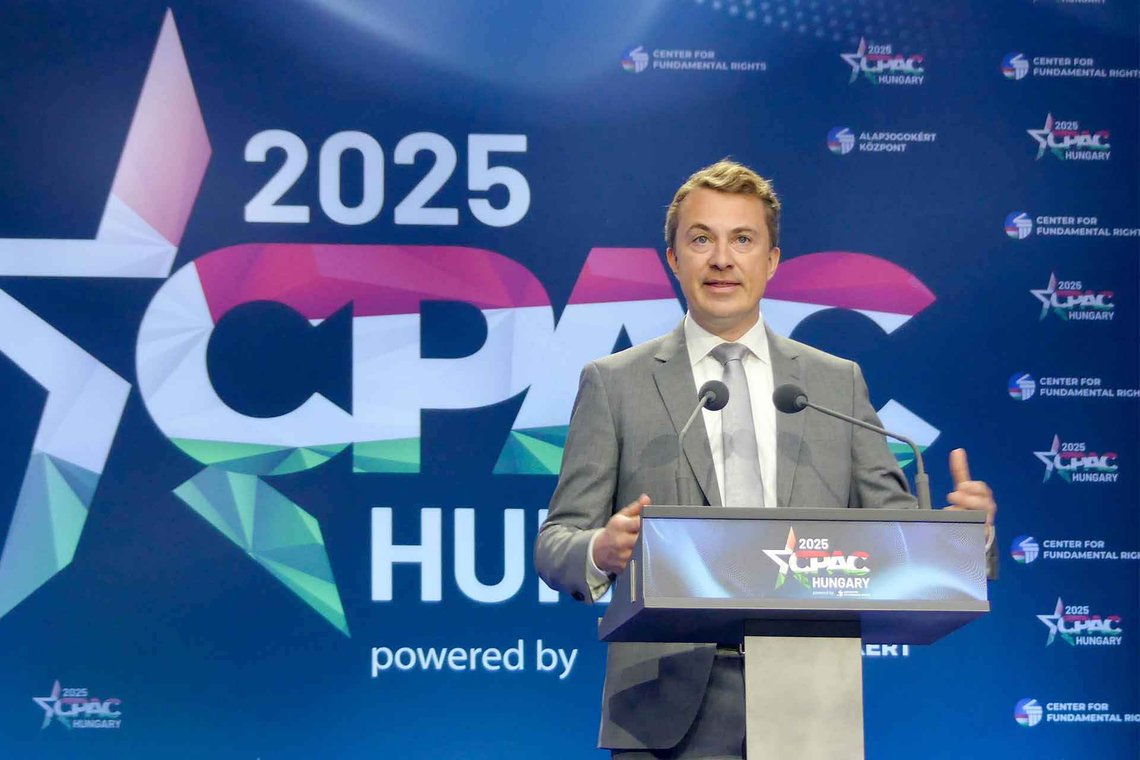 Dansk Folkepartis leder Morten Messerschmidt på CPAC Ungarn 2025. Foto: Elekes Andor CC BY 4.0 Dansk Folkepartis leder Morten Messerschmidt på CPAC Ungarn 2025. Foto: Elekes Andor CC BY 4.0