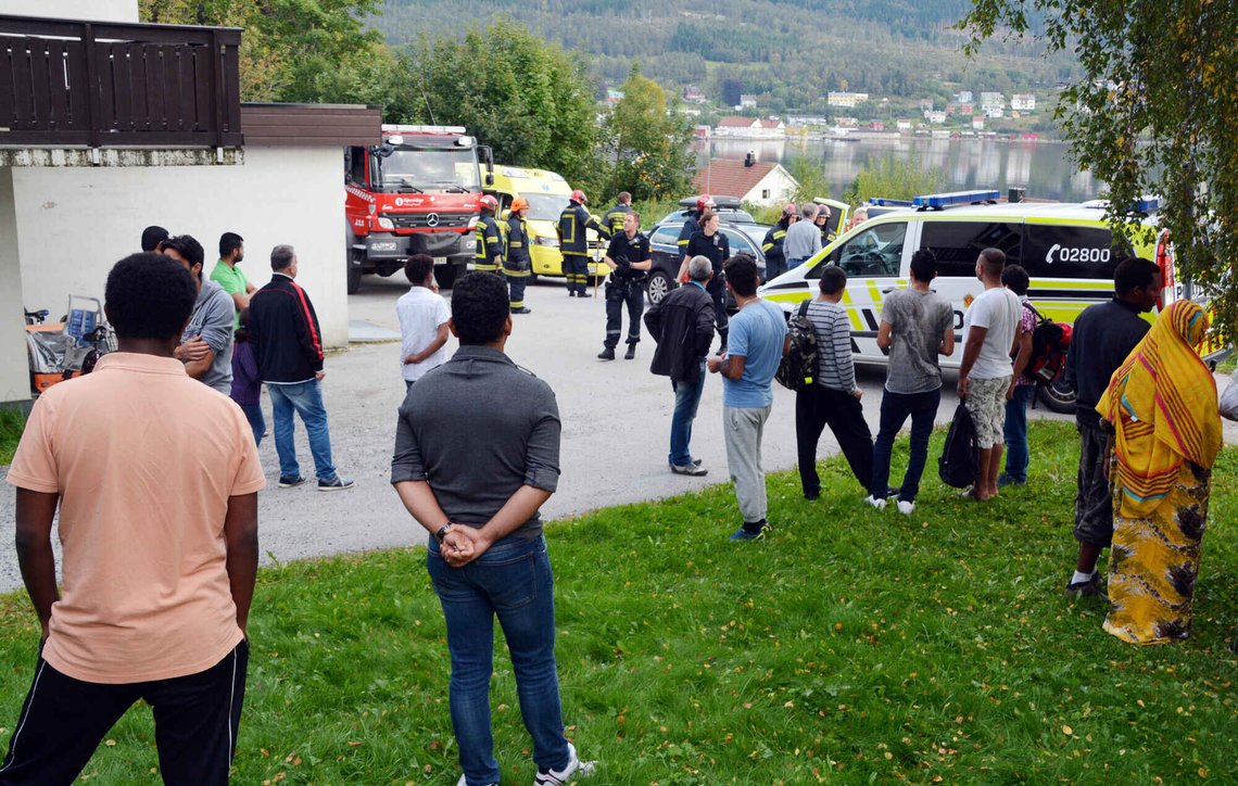 Bildet er fra 2016 da fire personer ble knivstukket på Tingvoll asylmottak. Foto: Yngve Lie / Aura Avis / NTB Bildet er fra 2016 da fire personer ble knivstukket på Tingvoll asylmottak. Foto: Yngve Lie / Aura Avis / NTB