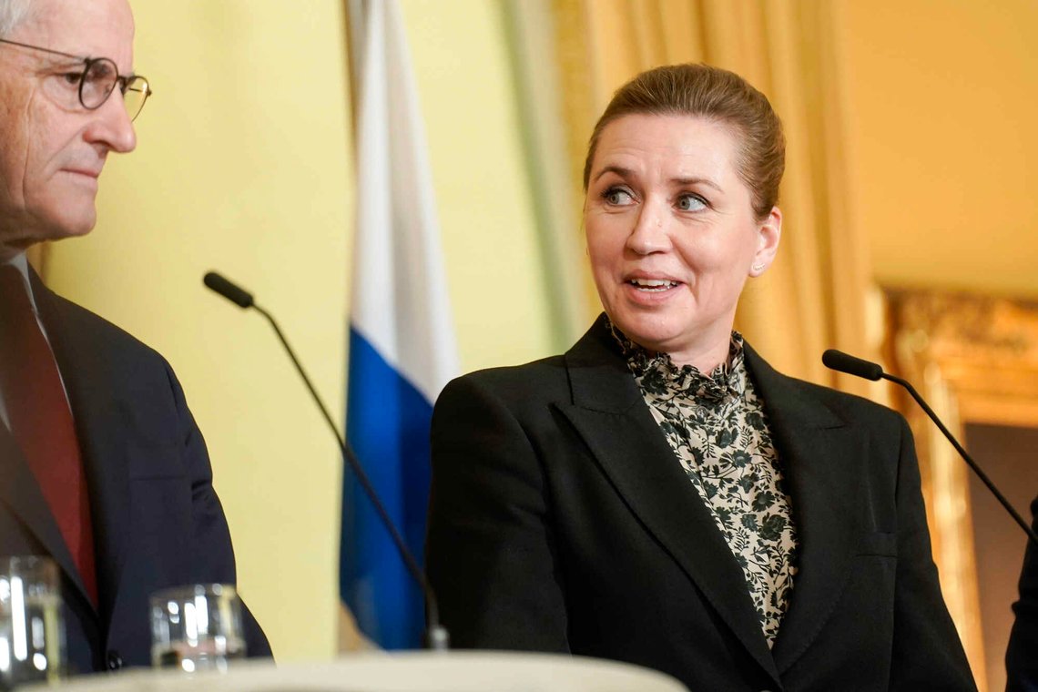Oslo 20260315.
Danmarks statsminister Mette Fredriksen i regjeringens representasjonsanlegg søndag. Møtet skjer i forbindelse med statsminister Carneys offisielle besøk til Norge og et nordisk-kanadisk statsministermøte i Oslo.
Foto: Thomas Fure / NTB Oslo 20260315.
Danmarks statsminister Mette Fredriksen i regjeringens representasjonsanlegg søndag. Møtet skjer i forbindelse med statsminister Carneys offisielle besøk til Norge og et nordisk-kanadisk statsministermøte i Oslo.
Foto: Thomas Fure / NTB