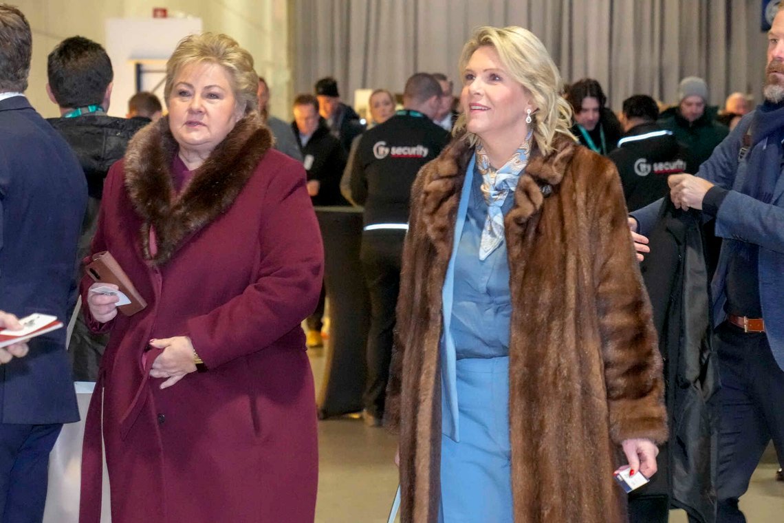 Lillestrøm 20260107.
Erna Solberg (H) og Sylvi Listhaug (Frp) ankommer årskonferansen til NHO på Nova Spektrum i Lillestrøm onsdag.
Foto: Heiko Junge / NTB Lillestrøm 20260107.
Erna Solberg (H) og Sylvi Listhaug (Frp) ankommer årskonferansen til NHO på Nova Spektrum i Lillestrøm onsdag.
Foto: Heiko Junge / NTB