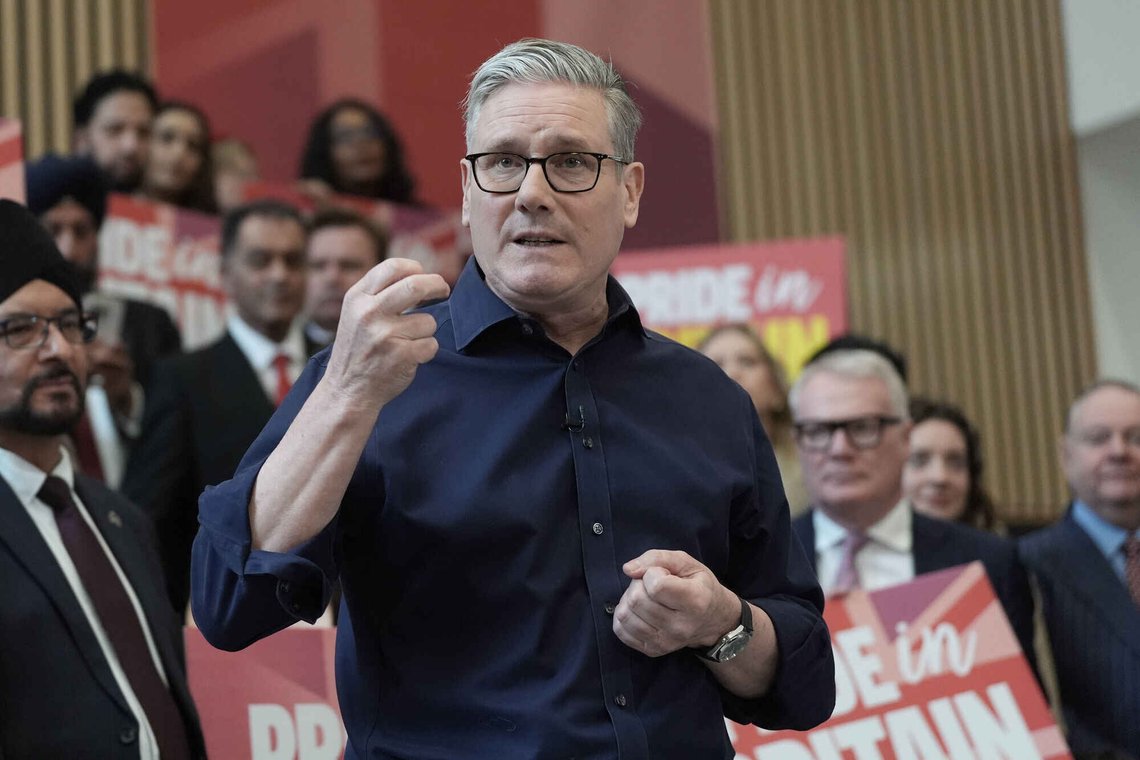 Britenes statsminister Keir Starmer taler under lanseringen av Labour-partiets lokalvalgkamp ved City College i Wolverhampton, mandag 30. mars 2026. Foto: Stefan Rousseau /PA via AP/ NTB Britenes statsminister Keir Starmer taler under lanseringen av Labour-partiets lokalvalgkamp ved City College i Wolverhampton, mandag 30. mars 2026. Foto: Stefan Rousseau /PA via AP/ NTB