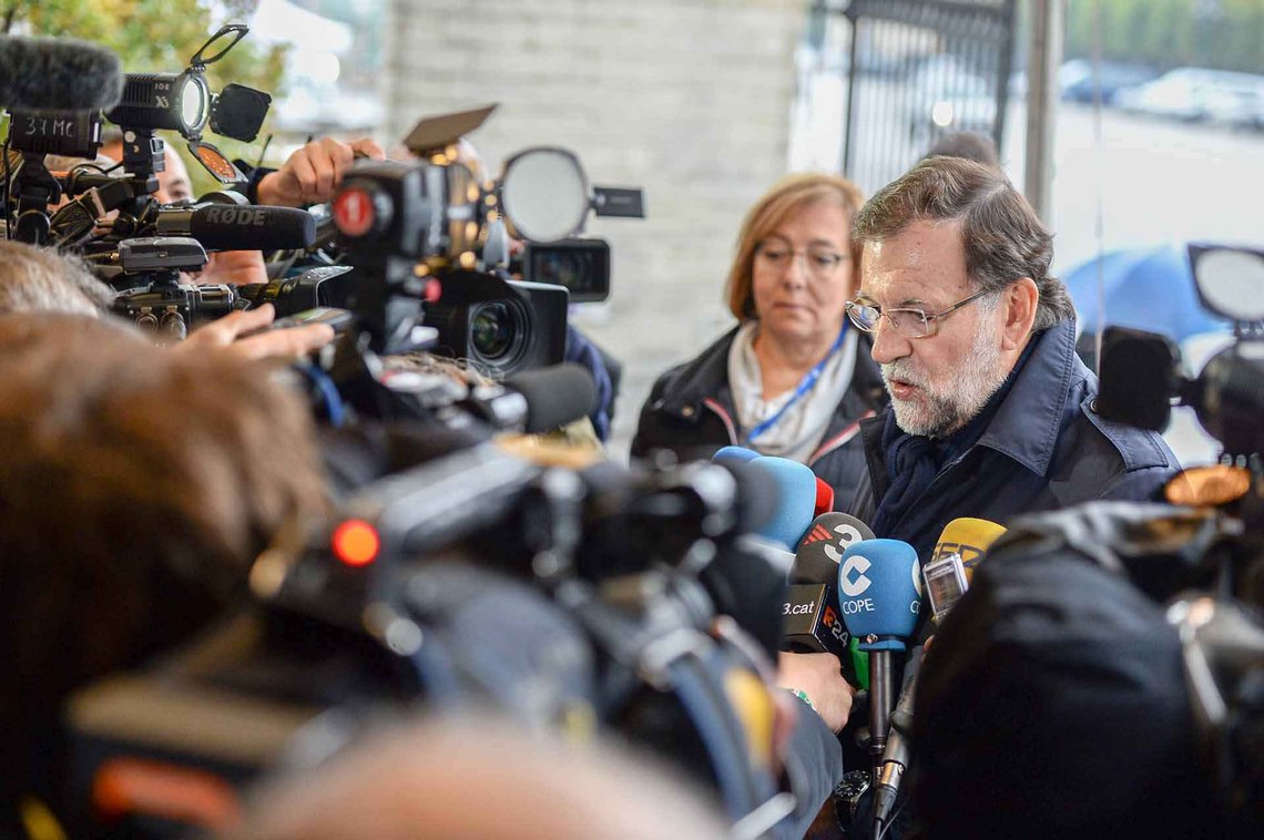 Tidligere statsminister Mariano Rajoy er ikke tiltalt, men situasjonen hans er prekær. Han benekter enhver tilknytning til «Operación Kitchen». Foto: European People's Party CC BY 2.0 Tidligere statsminister Mariano Rajoy er ikke tiltalt, men situasjonen hans er prekær. Han benekter enhver tilknytning til «Operación Kitchen». Foto: European People's Party CC BY 2.0