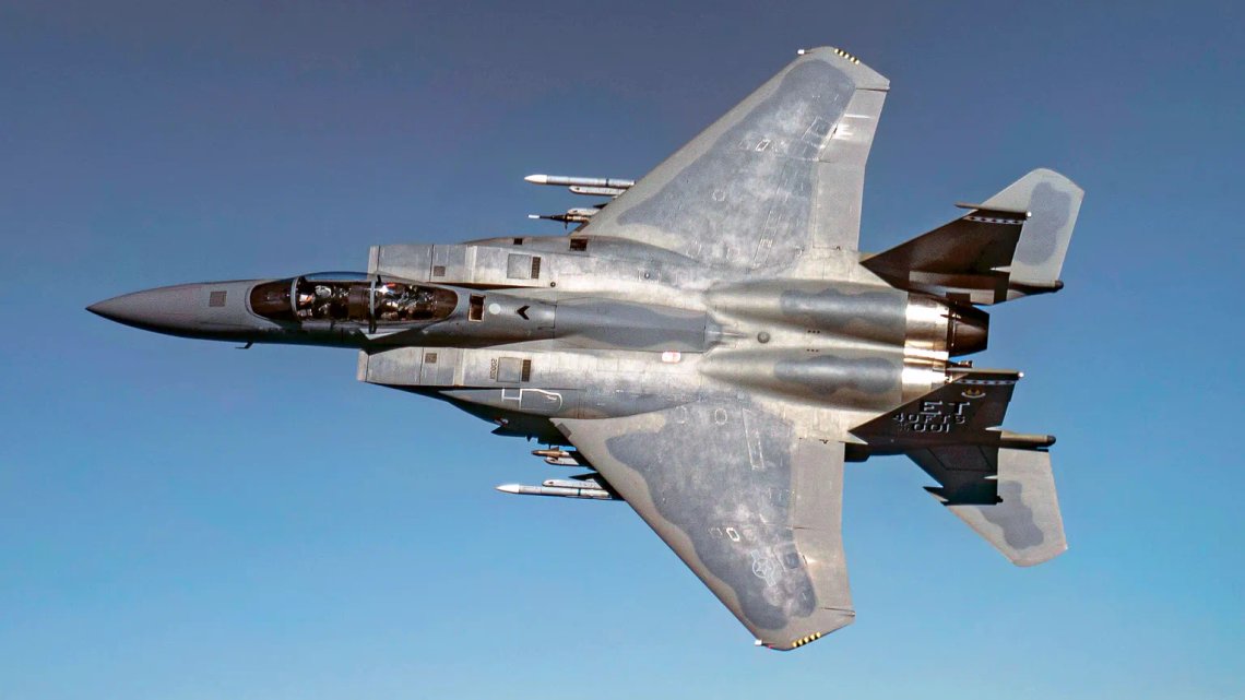 Et F-15 jagerfly av typen avbildet ble skutt ned over Iran i dag. Foto: Tech Sgt. John McRell/ U.S. Air Force Et F-15 jagerfly av typen avbildet ble skutt ned over Iran i dag. Foto: Tech Sgt. John McRell/ U.S. Air Force