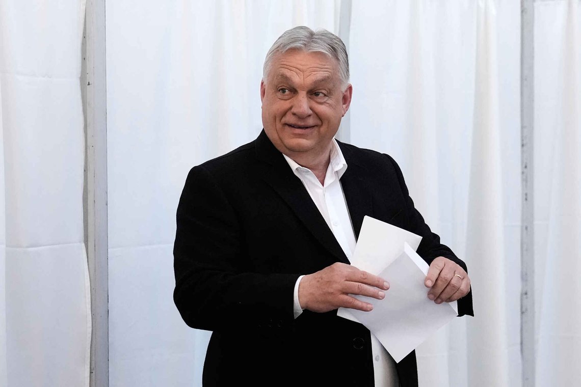 Ungarns statsminister Viktor Orbán avga sin stemme i Budapest. Foto: Petr David Josek / AP / NTB Ungarns statsminister Viktor Orbán avga sin stemme i Budapest. Foto: Petr David Josek / AP / NTB