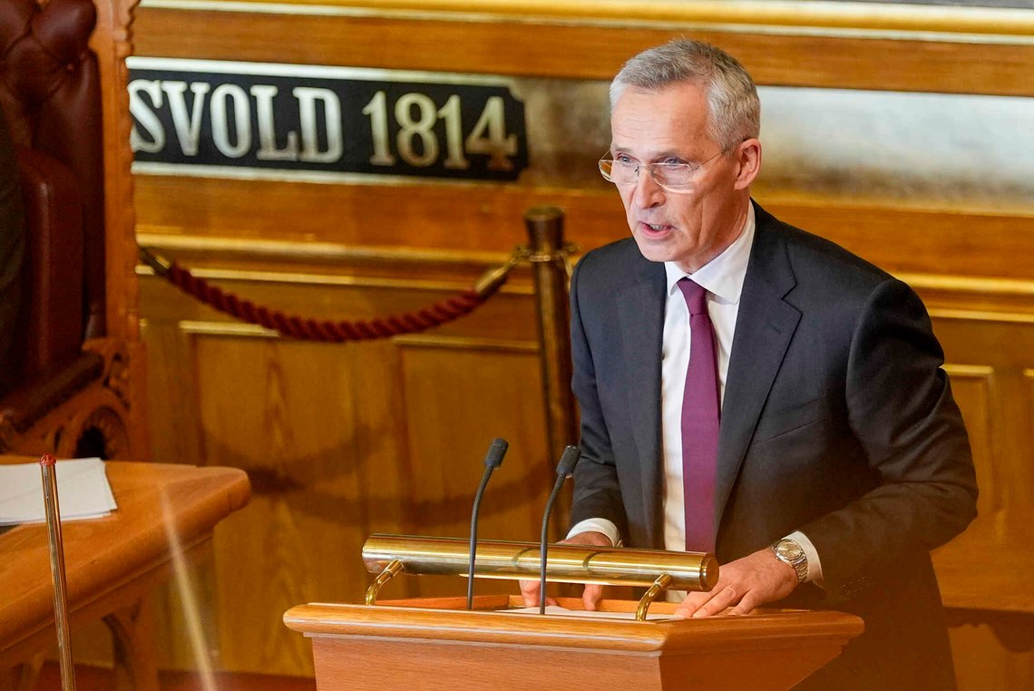 Finansminister Jens Stoltenberg på Stortinget, i forbindelse med debatten om drivstoffprisene. Foto: Terje Pedersen / NTB Finansminister Jens Stoltenberg på Stortinget, i forbindelse med debatten om drivstoffprisene. Foto: Terje Pedersen / NTB