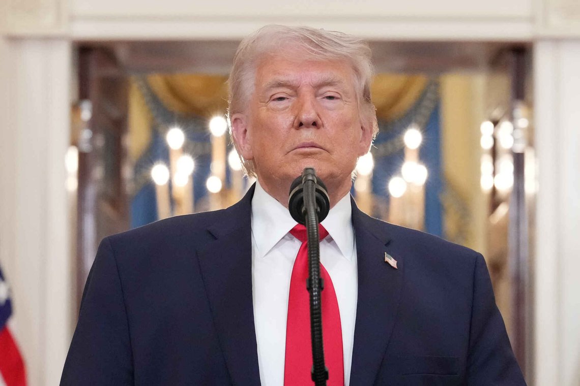 President Trump sier at broer og kraftstasjoner er de neste målene, og amerikanske styrker er allerede i gang. I dag ble Irans største bro ødelagt av et amerikansk angrep. Foto: Alex Brandon /AP/ NTB President Trump sier at broer og kraftstasjoner er de neste målene, og amerikanske styrker er allerede i gang. I dag ble Irans største bro ødelagt av et amerikansk angrep. Foto: Alex Brandon /AP/ NTB