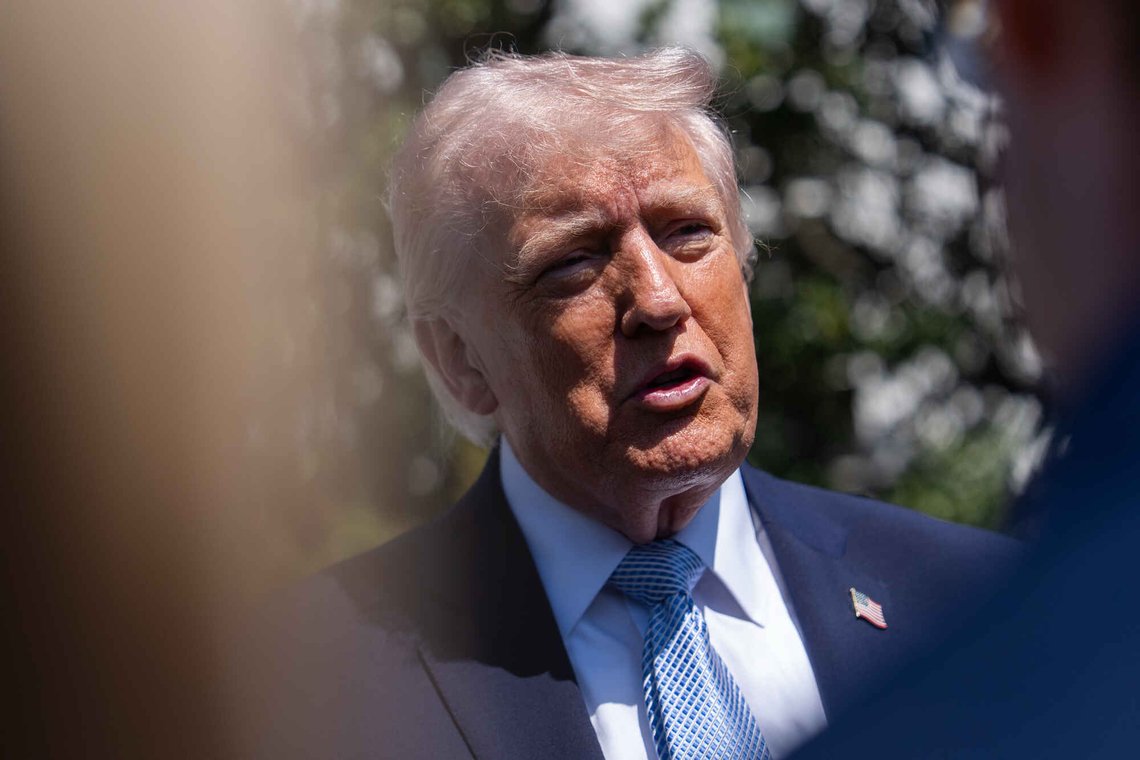 En president i krig, nå med en sårbar våpenhvile, Donald Trump. Foto: Julia Demaree Nikhinson / AP / NTB En president i krig, nå med en sårbar våpenhvile, Donald Trump. Foto: Julia Demaree Nikhinson / AP / NTB
