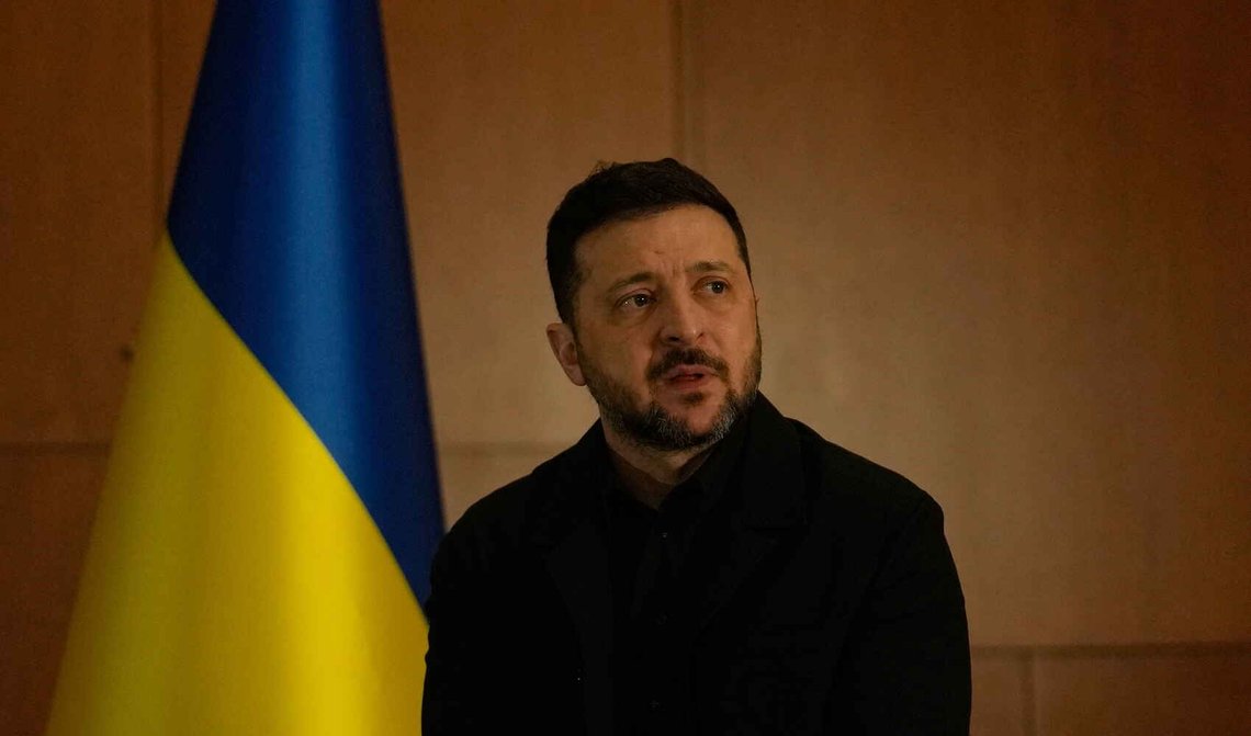 Volodymyr Zelenskyj gir et intervju til Associated Press (AP) i Istanbul den 4. april 2026. Foto: Khalil Hamra / AP / NTB. Volodymyr Zelenskyj gir et intervju til Associated Press (AP) i Istanbul den 4. april 2026. Foto: Khalil Hamra / AP / NTB.