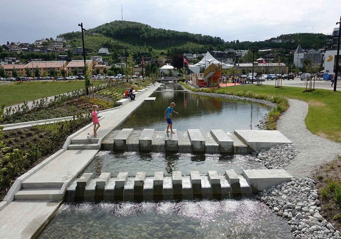 Ålgård sentrum ser idyllisk ut, men er også rammet av den grove volden som sprer seg utover Norge. Foto: Direktoratet for byggkvalitet Ålgård sentrum ser idyllisk ut, men er også rammet av den grove volden som sprer seg utover Norge. Foto: Direktoratet for byggkvalitet