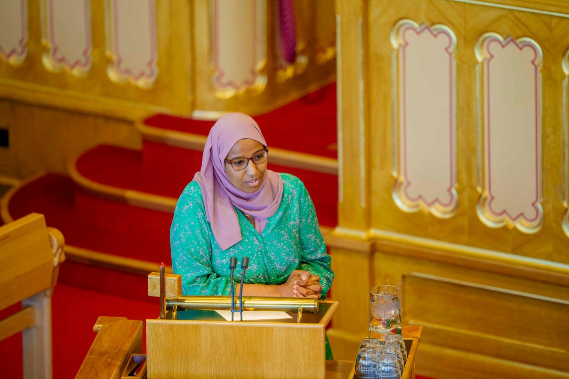 Marian Hussein (SV) under den muntlige spørretimen i Stortinget i 2025. Foto: Stian Lysberg Solum / NTB Marian Hussein (SV) under den muntlige spørretimen i Stortinget i 2025. Foto: Stian Lysberg Solum / NTB