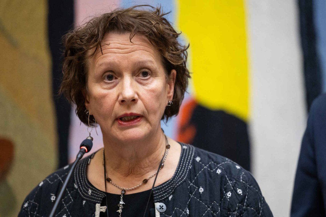 Irene Ojala er noe så skjeldent som en ærlig politiker, hun vil ikke engang kalle seg politiker, men folkevalgt fordi hun mener man aldri skal glemme å tjene folket. Foto: Amanda Pedersen Giske / NTB Irene Ojala er noe så skjeldent som en ærlig politiker, hun vil ikke engang kalle seg politiker, men folkevalgt fordi hun mener man aldri skal glemme å tjene folket. Foto: Amanda Pedersen Giske / NTB