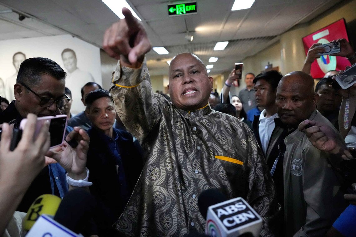 Ronald «Bato» Dela Rosa. Foto: AP/Aaron Favila/NTB Ronald «Bato» Dela Rosa. Foto: AP/Aaron Favila/NTB