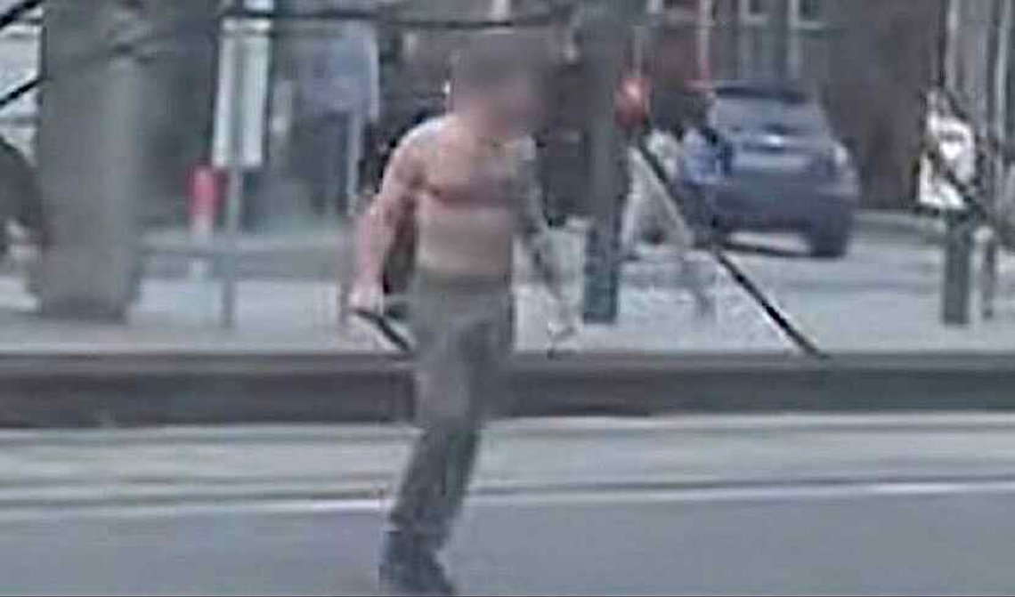 Stillbilde fra video i sosiale medier. Stillbilde fra video i sosiale medier.