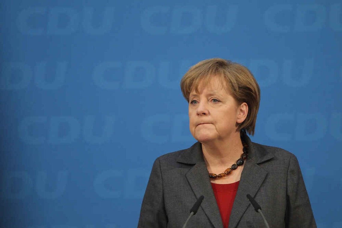 Den ekstreme og vedvarende beskyttelsen av den tidligere tyske forbundskansleren Angela Merkels Stasi-relaterte filer reiser legitime og bekymringsfulle spørsmål. Et demokrati som beskytter sine mektige mot sannheten, slutter å være et demokrati og vender tilbake til mistankens tid – nettopp det som var Stasis kjennetegn. Bildet viser Merkel i 2018 Den ekstreme og vedvarende beskyttelsen av den tidligere tyske forbundskansleren Angela Merkels Stasi-relaterte filer reiser legitime og bekymringsfulle spørsmål. Et demokrati som beskytter sine mektige mot sannheten, slutter å være et demokrati og vender tilbake til mistankens tid – nettopp det som var Stasis kjennetegn. Bildet viser Merkel i 2018