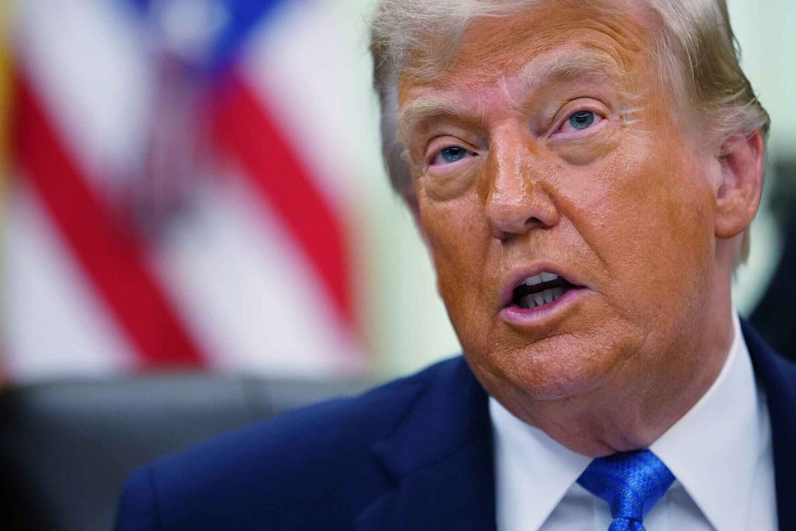President Donald Trump varsler at Iran kan bli angrepet flere ganger hvis landet ikke etterkommer USAs krav om å inngå en avtale. Foto: Julia Demaree Nikhinson / AP / NTB President Donald Trump varsler at Iran kan bli angrepet flere ganger hvis landet ikke etterkommer USAs krav om å inngå en avtale. Foto: Julia Demaree Nikhinson / AP / NTB