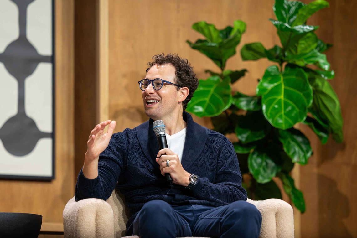 Anthropics medstifter og administrerende direktør, Dario Amodei, på scenen under utviklerkonferansen «Code with Claude» 6. mai 2026 i San Francisco. Foto: Don Feria, AP-NTB. Anthropics medstifter og administrerende direktør, Dario Amodei, på scenen under utviklerkonferansen «Code with Claude» 6. mai 2026 i San Francisco. Foto: Don Feria, AP-NTB.