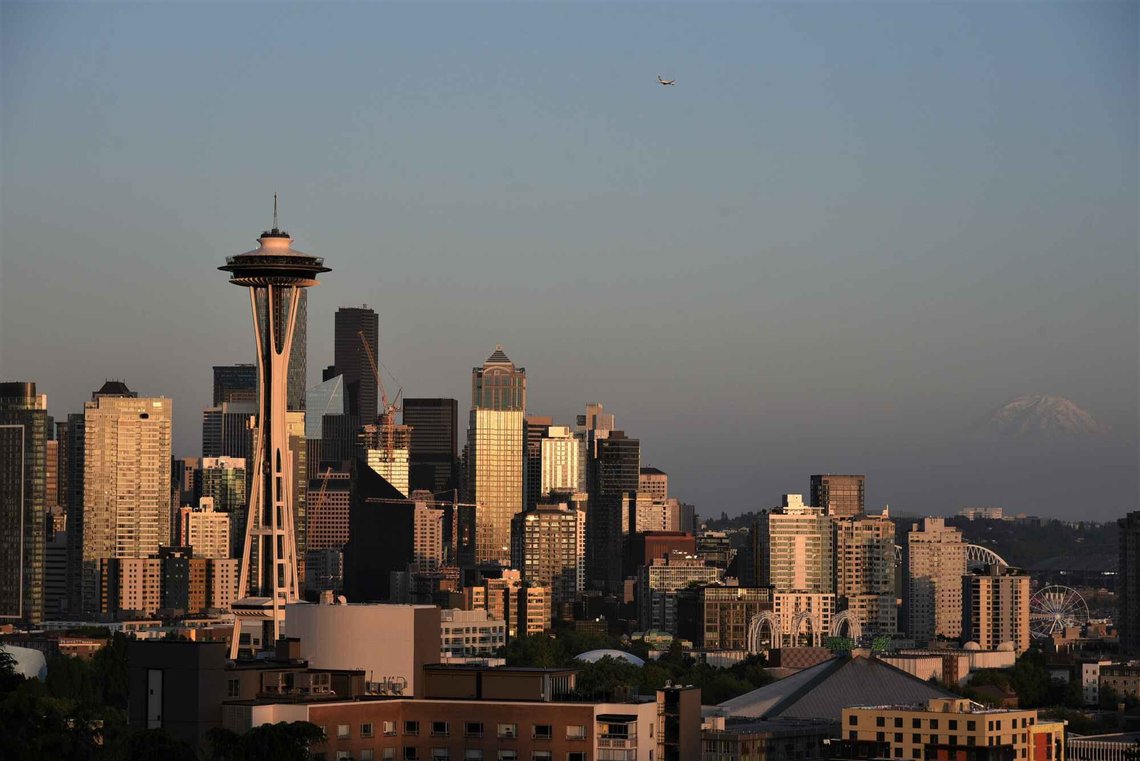 Bilde av Seattle, med ikoniske Space Needle, hvor det er en restaurant på toppen som sirkulerer. Foto: Pixabay Bilde av Seattle, med ikoniske Space Needle, hvor det er en restaurant på toppen som sirkulerer. Foto: Pixabay
