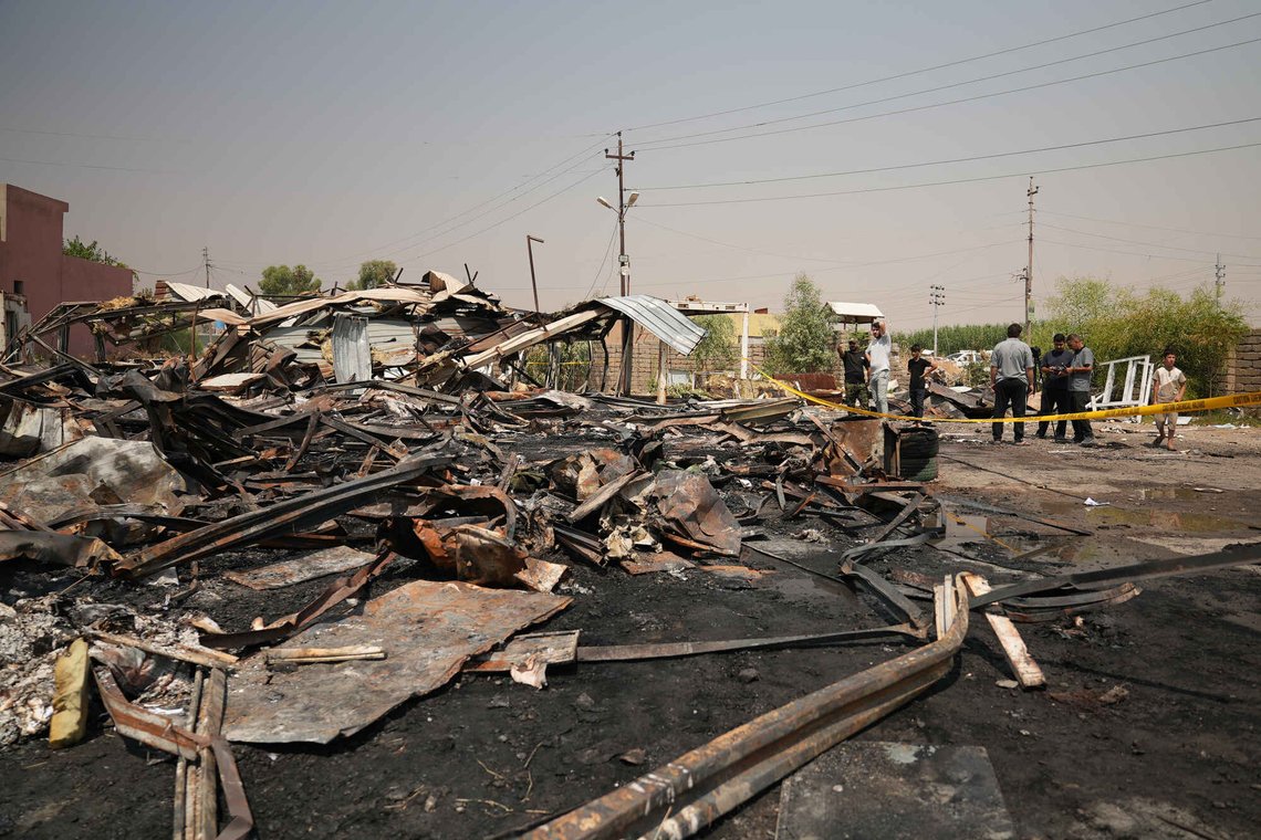 Ødelagte bygninger etter angrep på en base tilhørende Folkets mobiliseringskomité i Mosul i Irak. Foto: Farid Abdulwahed / AP / NTB Ødelagte bygninger etter angrep på en base tilhørende Folkets mobiliseringskomité i Mosul i Irak. Foto: Farid Abdulwahed / AP / NTB
