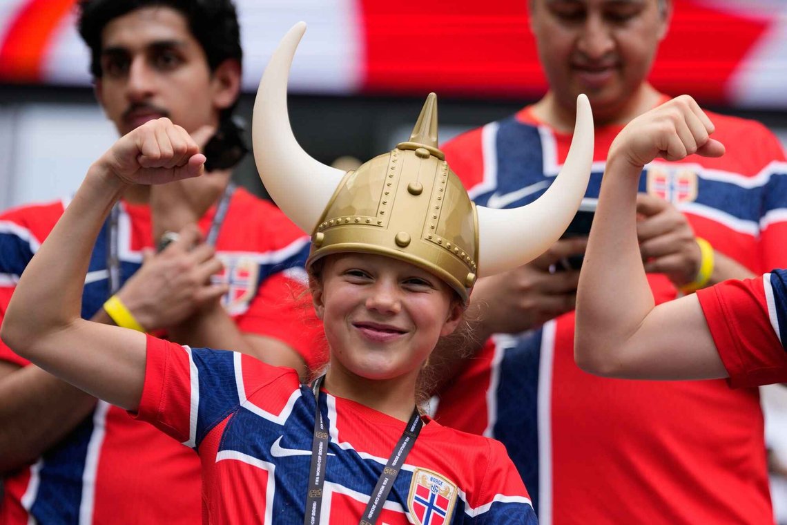 Norway fans on the stands wait for the start of the World Cup quarterfinal soccer match between Norway and England in Miami Gardens, Fla., Saturday, July 11, 2026. (AP Photo/Rebecca Blackwell) Norway fans on the stands wait for the start of the World Cup quarterfinal soccer match between Norway and England in Miami Gardens, Fla., Saturday, July 11, 2026. (AP Photo/Rebecca Blackwell)