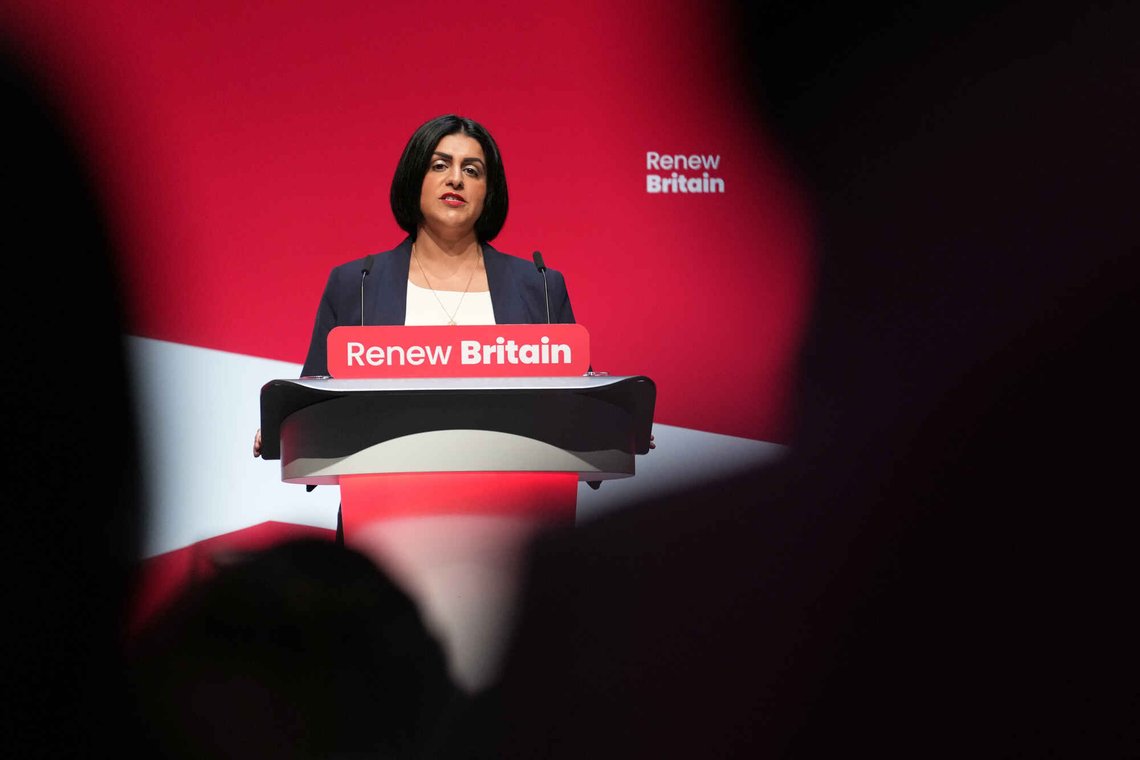 Britenes innenriksminister Shabana Mahmood frykter høyreekstrem terrorisme. Foto: AP /Jon Super/ NTB Britenes innenriksminister Shabana Mahmood frykter høyreekstrem terrorisme. Foto: AP /Jon Super/ NTB