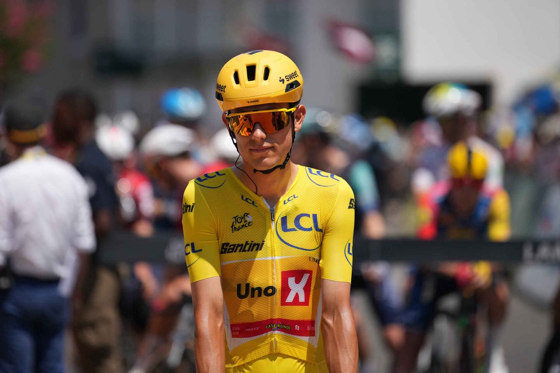 Norway's Torstein Traeen, wearing the overall leader's yellow jersey waits for the start of the fifth stage of the Tour de France cycling race over 158.3 kilometers (98.1 miles) with start in Lannemezan and finish in Pau, France, Wednesday, July 8, 2026. (AP Photo/Mosa'ab Elshamy) Norway's Torstein Traeen, wearing the overall leader's yellow jersey waits for the start of the fifth stage of the Tour de France cycling race over 158.3 kilometers (98.1 miles) with start in Lannemezan and finish in Pau, France, Wednesday, July 8, 2026. (AP Photo/Mosa'ab Elshamy)