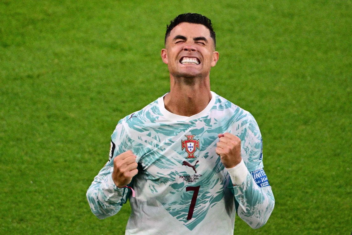 Cristiano Ronaldo scoret årets tredje VM-mål for Portugal. Sammy Kogan / AP / NTB Cristiano Ronaldo scoret årets tredje VM-mål for Portugal. Sammy Kogan / AP / NTB
