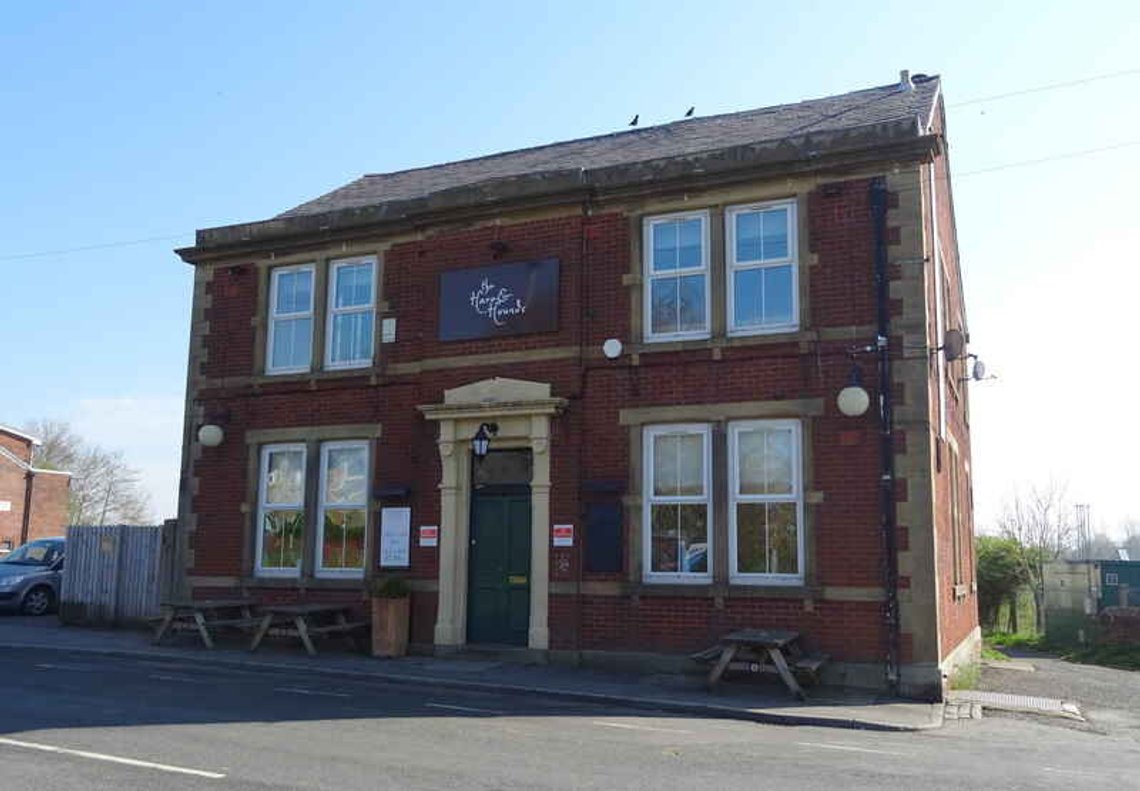 The hare and Hounds pub i Blackburn. Foto: Wikimedia Commons The hare and Hounds pub i Blackburn. Foto: Wikimedia Commons