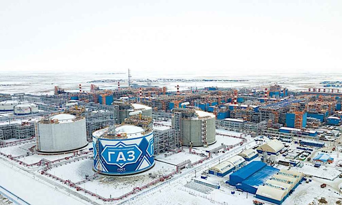 Utsikt til det russiske energiselskapet Novateks LNG-anlegg på Jamal-halvøya i Nordvest-Sibir. Foto: мрем / Wikimedia Commons (cc by-sa 4.0). Utsikt til det russiske energiselskapet Novateks LNG-anlegg på Jamal-halvøya i Nordvest-Sibir. Foto: мрем / Wikimedia Commons (cc by-sa 4.0).