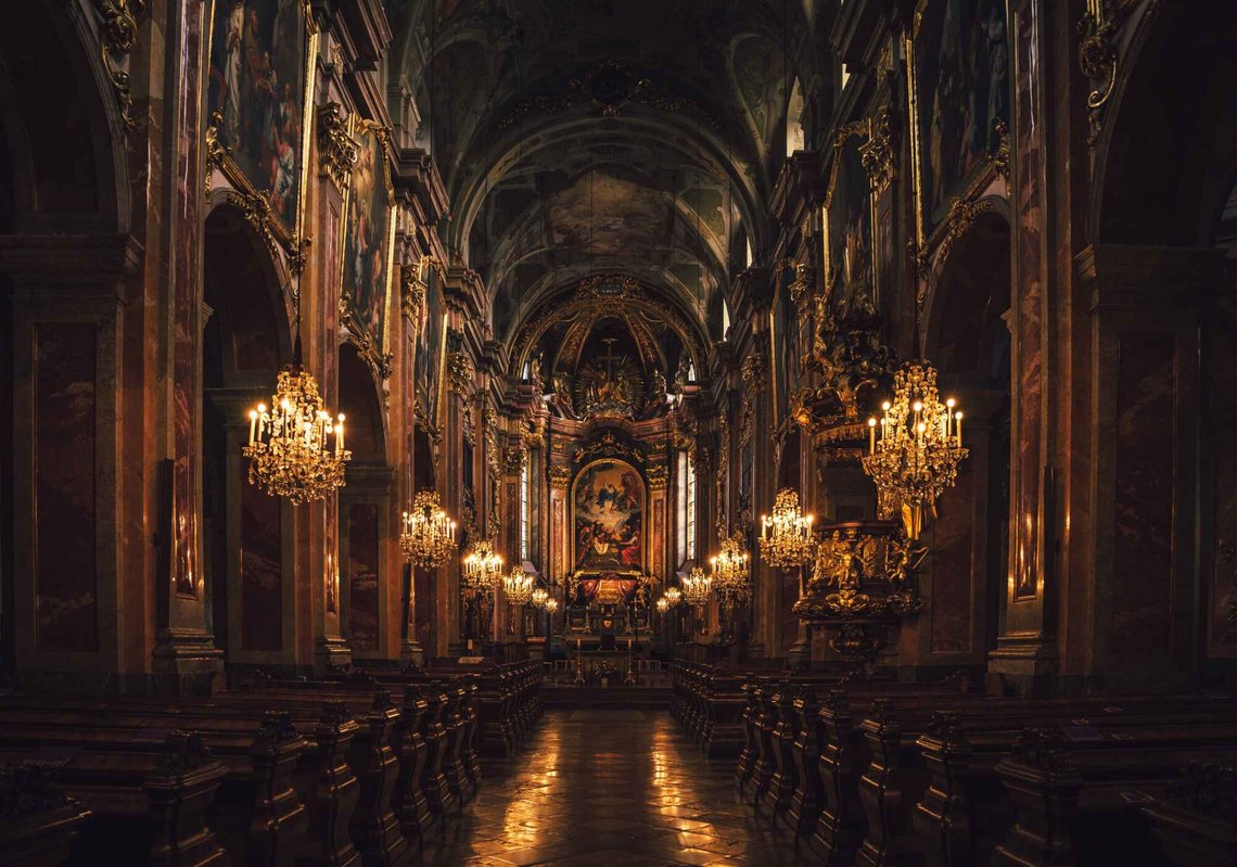 Skal kirken hylle Gud, Jesus og livets verdi, eller er det selvmordet som skal fremmes? Foto: Pixabay Skal kirken hylle Gud, Jesus og livets verdi, eller er det selvmordet som skal fremmes? Foto: Pixabay