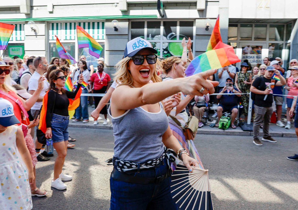 Kristdemokraternas leder Ebba Busch har deltatt i Pride-paraden siden 2016. Bildet er fra årets Stockholm Pride. Foto: Magnus Grimstedt /TT/ Kod 11700/ NTB Kristdemokraternas leder Ebba Busch har deltatt i Pride-paraden siden 2016. Bildet er fra årets Stockholm Pride. Foto: Magnus Grimstedt /TT/ Kod 11700/ NTB
