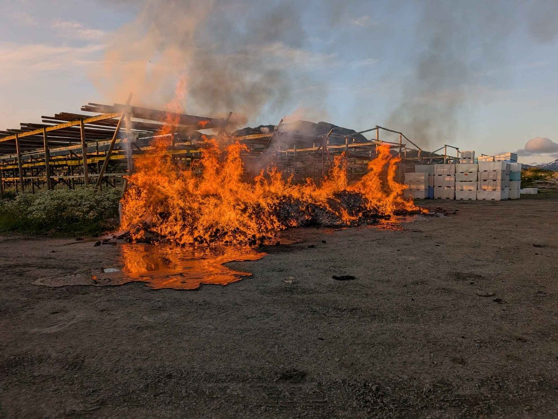 De to tyskerne ble tiltalt for totalt fem tilfeller av brannstiftelse. En av dem er også tiltalt for mordbrann.
Foto: Vågan brannvesen / Handout / NTB De to tyskerne ble tiltalt for totalt fem tilfeller av brannstiftelse. En av dem er også tiltalt for mordbrann.
Foto: Vågan brannvesen / Handout / NTB