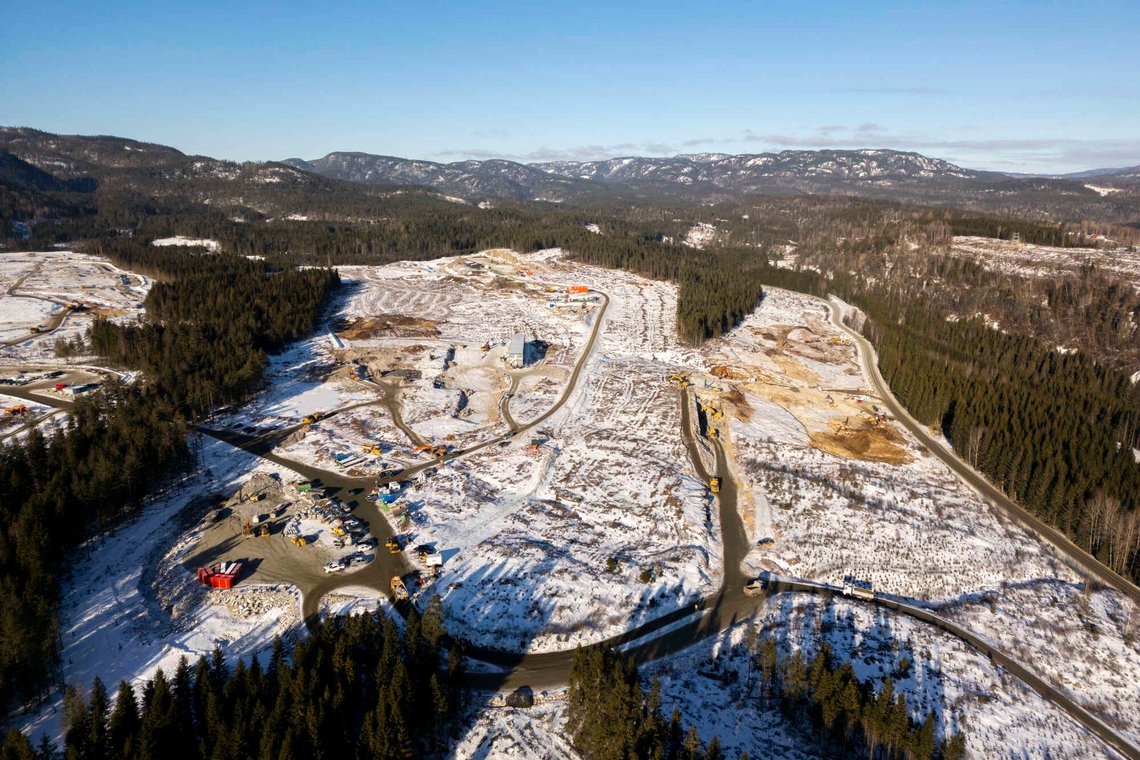 Skien 20240208.
Googles nye datasenter bygges på Gromstul utenfor Skien i Telemark. Senteret for lagring av data skal stå klart i 2026.
Foto: Cornelius Poppe / NTB Skien 20240208.
Googles nye datasenter bygges på Gromstul utenfor Skien i Telemark. Senteret for lagring av data skal stå klart i 2026.
Foto: Cornelius Poppe / NTB