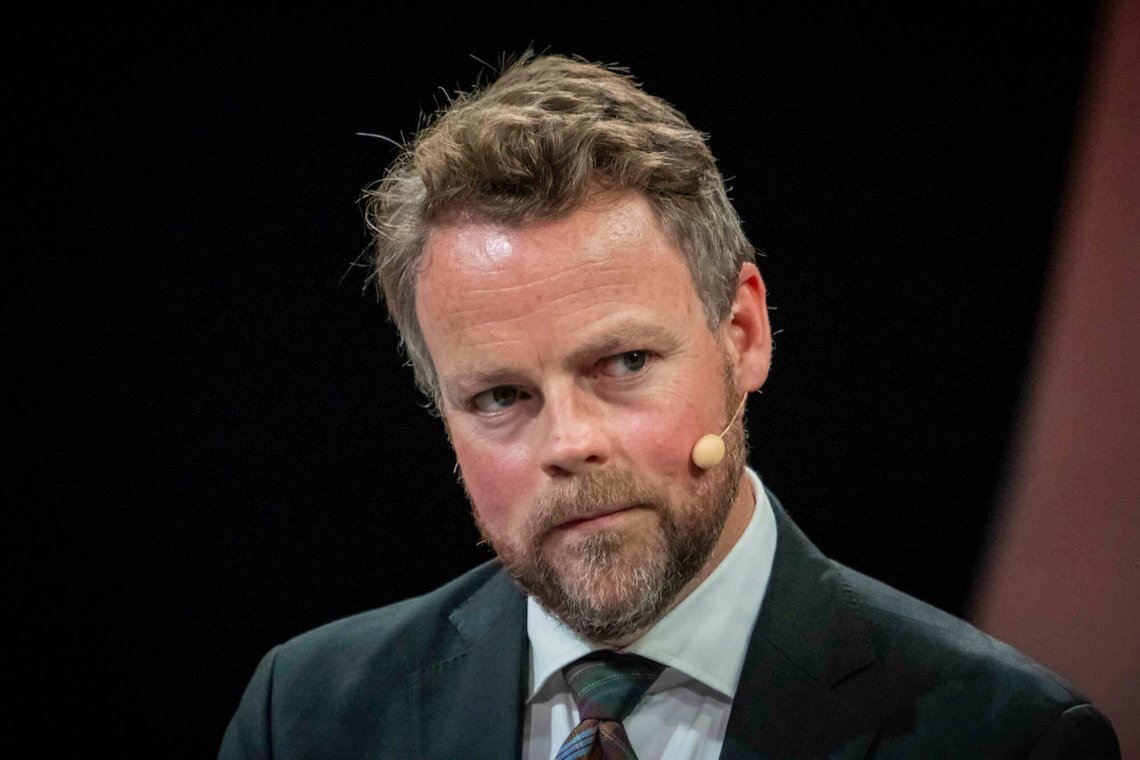 Politisk redaktør Torbjørn Røe Isaksen i E24 mener at Elon Musk er en høyreekstrem landsforræder og bør behandles deretter. Foto: Ole Berg-Rusten / NTB Politisk redaktør Torbjørn Røe Isaksen i E24 mener at Elon Musk er en høyreekstrem landsforræder og bør behandles deretter. Foto: Ole Berg-Rusten / NTB