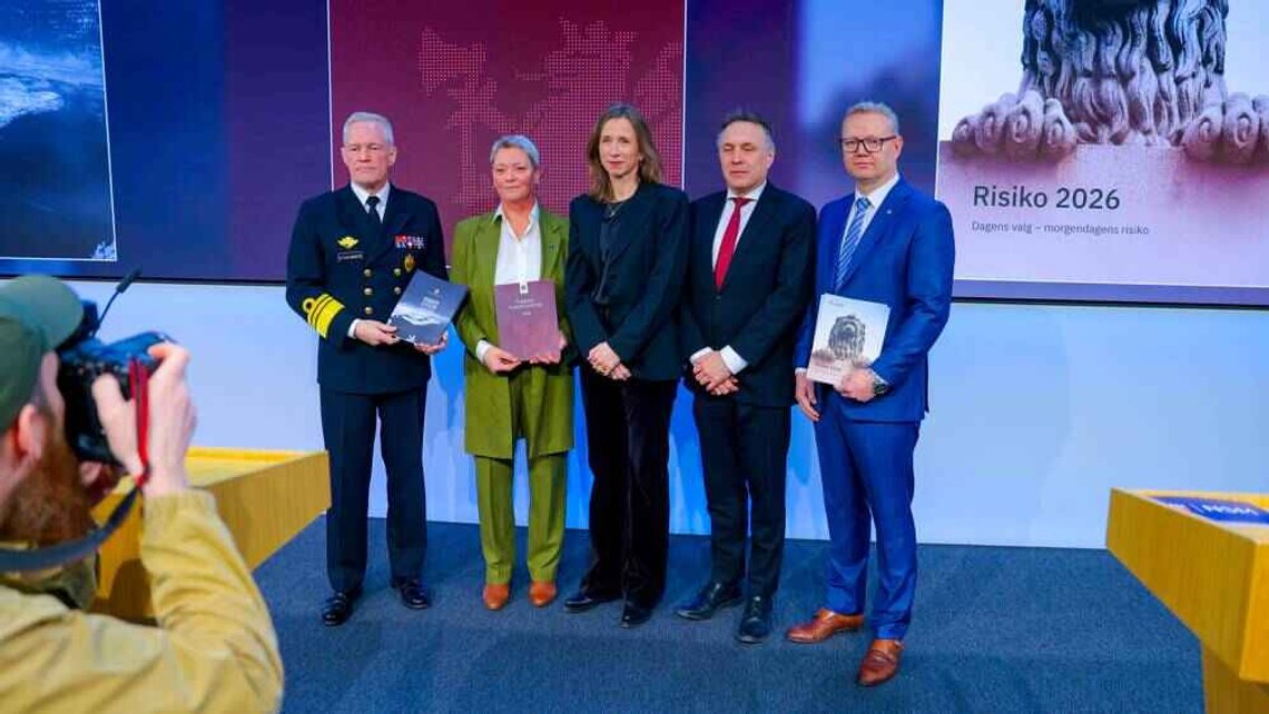 De hemmelige tjenestene la fredag frem sine trusselvurderinger for 2026. Fra venstre: Etterretningssjef Nils Andreas Stensønes, PST-sjef Beate Gangås, justisminister Astrid Aas-Hansen, forsvarsminister Tore O. Sandvik og NSM-sjef Arne Christian Haugstøyl. Foto: Amanda Pedersen Giske / NTB. 6. februar 2026. De hemmelige tjenestene la fredag frem sine trusselvurderinger for 2026. Fra venstre: Etterretningssjef Nils Andreas Stensønes, PST-sjef Beate Gangås, justisminister Astrid Aas-Hansen, forsvarsminister Tore O. Sandvik og NSM-sjef Arne Christian Haugstøyl. Foto: Amanda Pedersen Giske / NTB. 6. februar 2026.