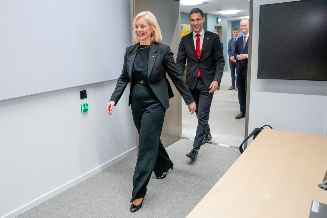 Klima- og miljøminister Sigrun Aasland (Ap) tror litt ekstra bevilgninger fra norske skattebetalere skal sikre at FNs klimasatsninger redder verden. Foto: Cornelius Poppe / NTB Klima- og miljøminister Sigrun Aasland (Ap) tror litt ekstra bevilgninger fra norske skattebetalere skal sikre at FNs klimasatsninger redder verden. Foto: Cornelius Poppe / NTB