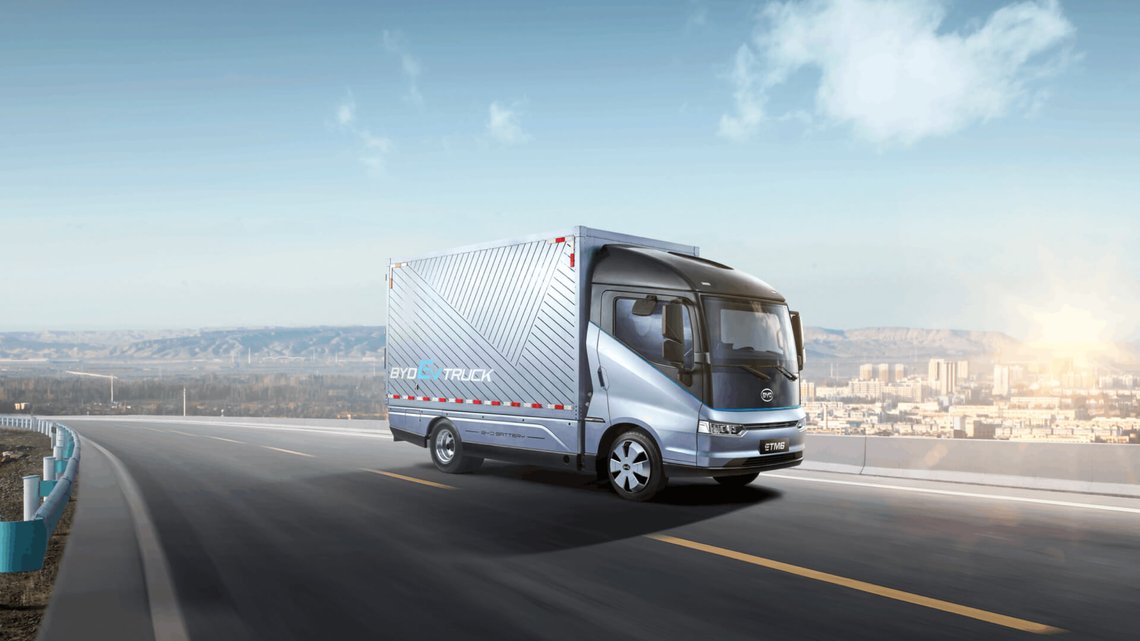 Kinesiske bilprodusenter som BYD har tatt store markedsandeler i Europa på batteridrevne personbiler. Nå satser Kina hardt på å dominere markedet også for ellastebiler. Illustrasjon: BYD Kinesiske bilprodusenter som BYD har tatt store markedsandeler i Europa på batteridrevne personbiler. Nå satser Kina hardt på å dominere markedet også for ellastebiler. Illustrasjon: BYD