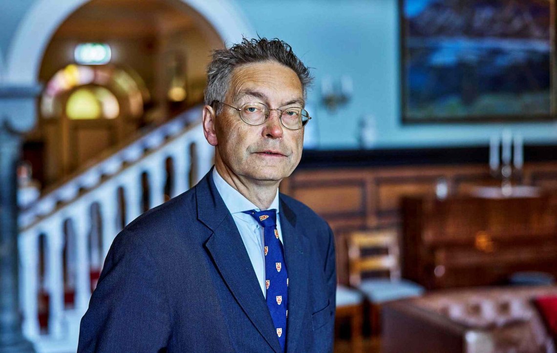Iver B. Neumann er statsviter, sosialantropolog, forsker og direktør ved Fridtjof Nansens Institutt. (Foto: Bård Gudim/FNI) Iver B. Neumann er statsviter, sosialantropolog, forsker og direktør ved Fridtjof Nansens Institutt. (Foto: Bård Gudim/FNI)