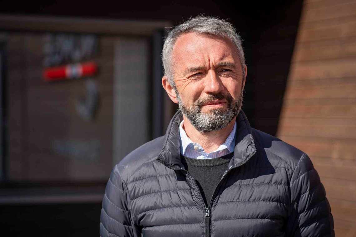 Oslo 20210426.
Administrerende direktør i Sparebankstiftelsen DNB, André Støylen har gitt 100 millioner kroner til et nytt nasjonalt toppidrettssenter. I tillegg gir Sparebankstiftelsen 15,45 millioner kroner til videreføring av Trenerløftet.
Foto: Heiko Junge / NTB Oslo 20210426.
Administrerende direktør i Sparebankstiftelsen DNB, André Støylen har gitt 100 millioner kroner til et nytt nasjonalt toppidrettssenter. I tillegg gir Sparebankstiftelsen 15,45 millioner kroner til videreføring av Trenerløftet.
Foto: Heiko Junge / NTB