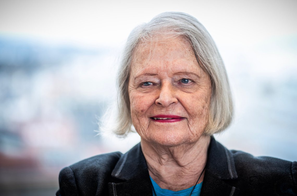 Oslo 20260413.
Tidligere statsminister Gro Harlem Brundtland er til stede under den offisielle åpningen av det nye regjeringskvartalet, etter at Statsministerens kontor og seks departementer har flyttet inn.
Foto: Ole Berg-Rusten / NTB Oslo 20260413.
Tidligere statsminister Gro Harlem Brundtland er til stede under den offisielle åpningen av det nye regjeringskvartalet, etter at Statsministerens kontor og seks departementer har flyttet inn.
Foto: Ole Berg-Rusten / NTB
