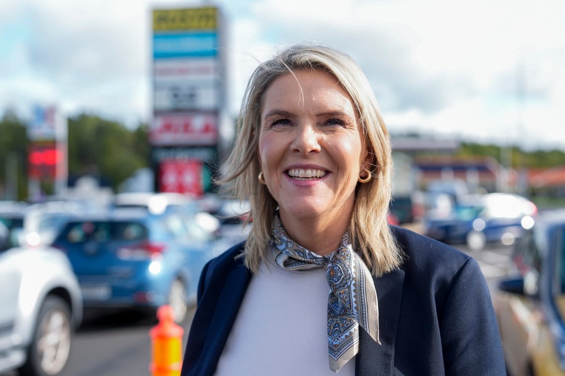 Nordby , Sverige 20260925.
Partileder Sylvi Listhaug (Frp) besøker Svinesund i Sverige for å sjekke drivstoffpriser etter rentebeslutningen om heving av styringsrenta.
Foto: Terje Pedersen / NTB Nordby , Sverige 20260925.
Partileder Sylvi Listhaug (Frp) besøker Svinesund i Sverige for å sjekke drivstoffpriser etter rentebeslutningen om heving av styringsrenta.
Foto: Terje Pedersen / NTB