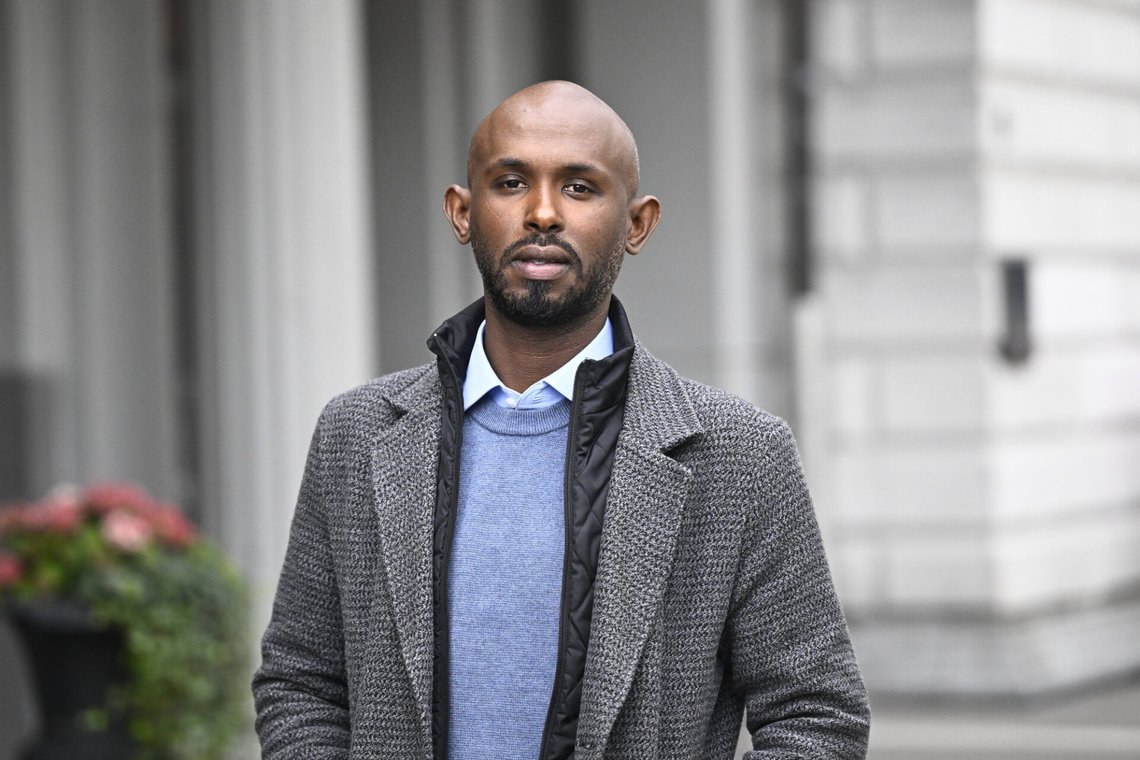 Mohamed Abdukardir Ali fra Borlänge tok Vänsterpartiets eneste mandat i valgkretsen, høyst overraskende. Svenske medier er uenige om de skal fungere på valgfusk eller konsentrere seg om det klassiske, hat og rasisme. Foto: Fredrik Sandberg / TT Nyhetsbyrån / NTB Mohamed Abdukardir Ali fra Borlänge tok Vänsterpartiets eneste mandat i valgkretsen, høyst overraskende. Svenske medier er uenige om de skal fungere på valgfusk eller konsentrere seg om det klassiske, hat og rasisme. Foto: Fredrik Sandberg / TT Nyhetsbyrån / NTB