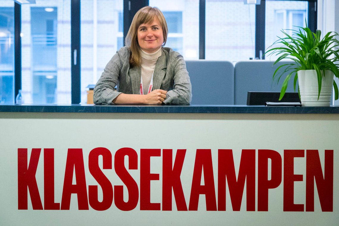 Oslo 20180816.
Redaksjonssjef og featureredaktør i Klassekampen, Mari Skurdal, blir ny redaktør i avisen.
Foto: Heiko Junge / NTB Oslo 20180816.
Redaksjonssjef og featureredaktør i Klassekampen, Mari Skurdal, blir ny redaktør i avisen.
Foto: Heiko Junge / NTB